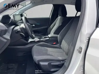 Photo 8 Peugeot 208  Electrique 50 kWh 136ch