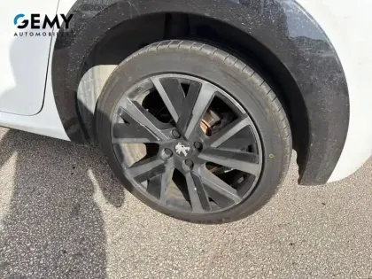 Photo 10 Peugeot 208  Electrique 50 kWh 136ch