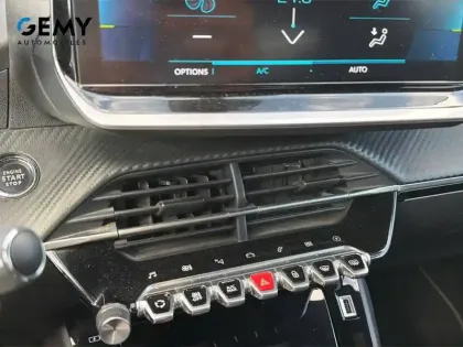 Photo 17 Peugeot 208  Electrique 50 kWh 136ch