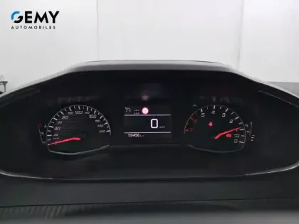 Photo 44 Peugeot 208  PureTech 100 S&S BVM6