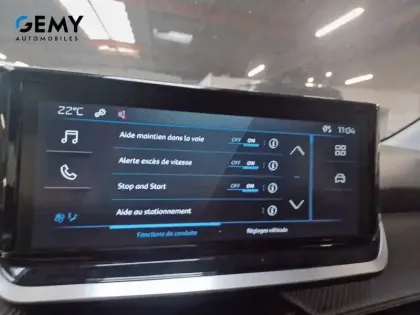 Photo 15 Peugeot 208  PureTech 100 S&S BVM6