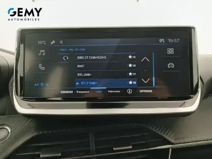 Photo 42 Peugeot 208  PureTech 100 S&S BVM6