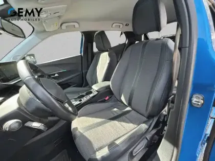 Photo 8 Peugeot 2008  Electrique 136 ch