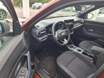 Photo 6 Dacia Duster  Hybrid 140
