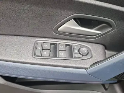 Photo 10 Dacia Duster  Hybrid 140