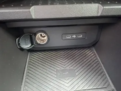 Photo 13 Dacia Duster  Hybrid 140