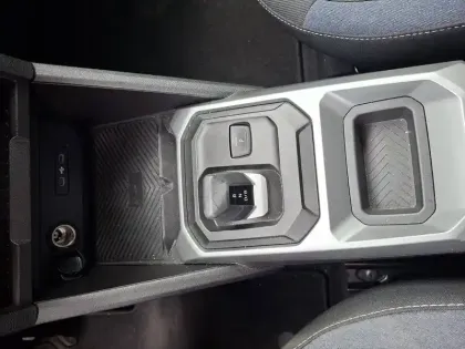 Photo 9 Dacia Duster  Hybrid 140