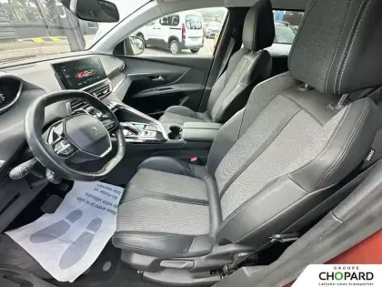 Photo 10 Peugeot 5008  PureTech 130ch S&S EAT8