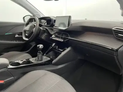 Photo 23 Peugeot 208  PureTech 100 S&S BVM6