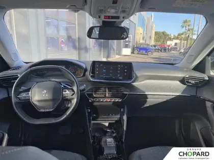 Photo 14 Peugeot 2008  Electrique 136 ch