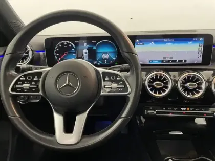 Photo 21 Mercedes Classe A  180 7G-DCT
