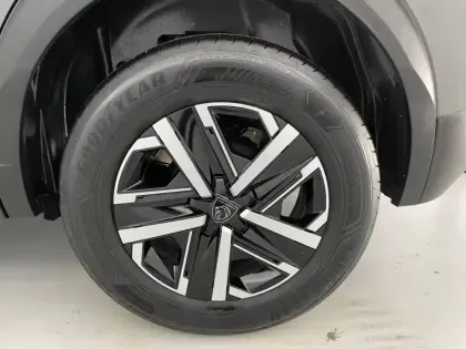 Photo 15 Peugeot 2008  PureTech 100 S&S BVM6