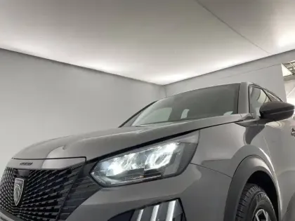 Photo 29 Peugeot 2008  PureTech 100 S&S BVM6
