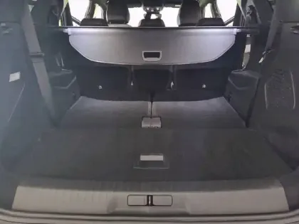 Photo 5 Peugeot 5008  Hybrid 145 ch e-DCS6
