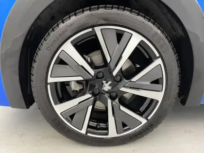 Photo 16 Peugeot 208  PureTech 130 S&S EAT8