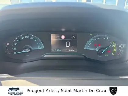 Photo 20 Peugeot 2008  Electrique 136 ch