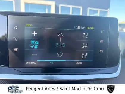 Photo 21 Peugeot 2008  Electrique 136 ch