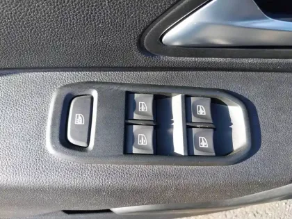 Photo 14 Dacia Duster  TCe 150 FAP 4x2 EDC