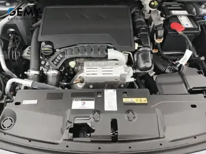 Photo 40 Peugeot 308  PureTech 130ch S&S EAT8