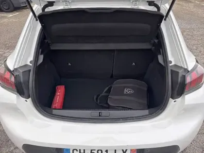 Photo 5 Peugeot 208  Electrique 50 kWh 136ch