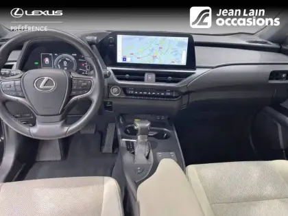 Photo 17 Lexus UX  250h 2WD