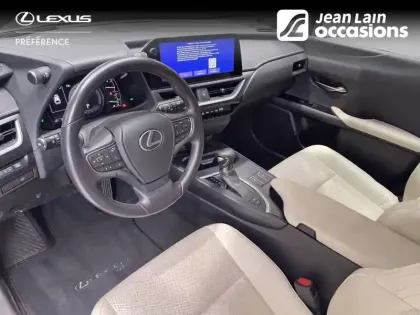 Photo 10 Lexus UX  250h 2WD