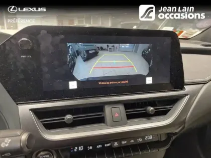 Photo 15 Lexus UX  250h 2WD