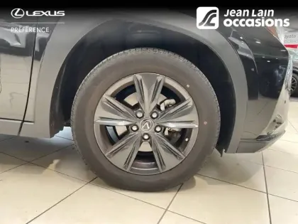 Photo 8 Lexus UX  250h 2WD