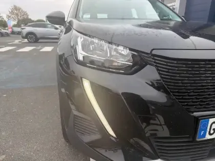 Photo 15 Peugeot 2008  Electrique 136 ch