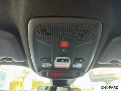 Photo 19 Peugeot 2008  Electrique 136 ch