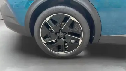 Photo 11 Peugeot 408  PHEV 225 e-EAT8
