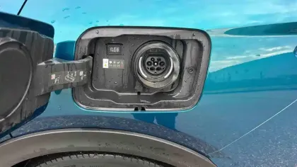 Photo 21 Peugeot 408  PHEV 225 e-EAT8
