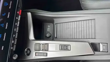 Photo 23 Peugeot 408  PHEV 225 e-EAT8