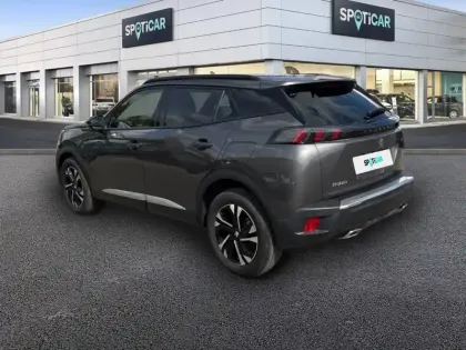 Photo 6 Peugeot 2008  PureTech 130 S&S BVM6