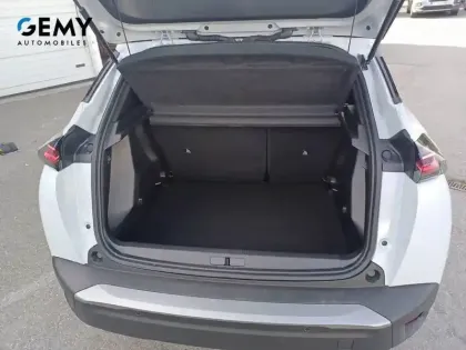 Photo 5 Peugeot 2008  Hybrid 110 ch e-DCS6