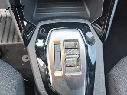 Photo 15 Peugeot 2008  Hybrid 110 ch e-DCS6
