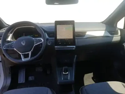 Photo 8 Renault Captur  E-Tech full hybrid 160 ch