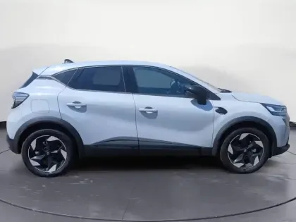Photo 5 Renault Captur  E-Tech full hybrid 160 ch