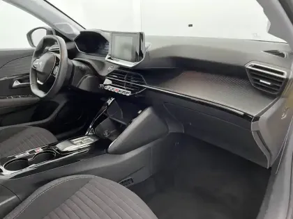 Photo 30 Peugeot 208  Electrique 50 kWh 136ch