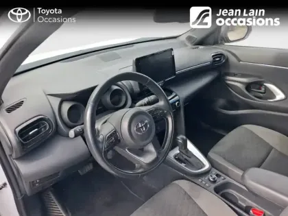 Photo 10 Toyota Yaris  Cross Hybride 116h AWD-i