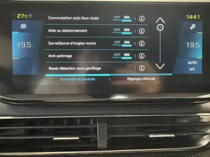 Photo 30 Peugeot 3008  Hybrid 225 e-EAT8