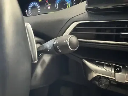 Photo 20 Peugeot 3008  Hybrid 225 e-EAT8