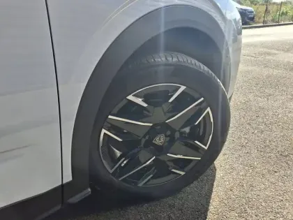Photo 10 Peugeot 3008  Hybrid 145 e-DCS6