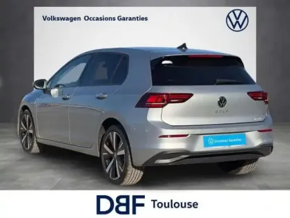 Photo 22 Volkswagen Golf 1.5 eHybrid 204 DSG6 VW Edition