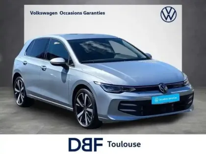 Photo 5 Volkswagen Golf 1.5 eHybrid 204 DSG6 VW Edition