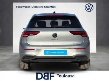Photo 13 Volkswagen Golf 1.5 eHybrid 204 DSG6 VW Edition