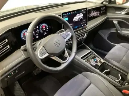 Photo 8 Volkswagen Tiguan 2.0 TDI 150ch DSG7 Elegance