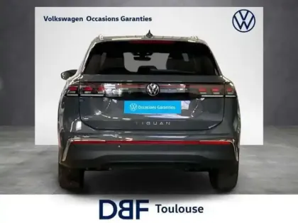 Photo 15 Volkswagen Tiguan 2.0 TDI 150ch DSG7 Elegance
