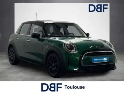 Photo 13 Mini Mini F55 LCI II Hatch 5 Portes Cooper 136 ch Edition Camden