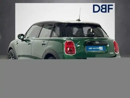 Photo 11 Mini Mini F55 LCI II Hatch 5 Portes Cooper 136 ch Edition Camden